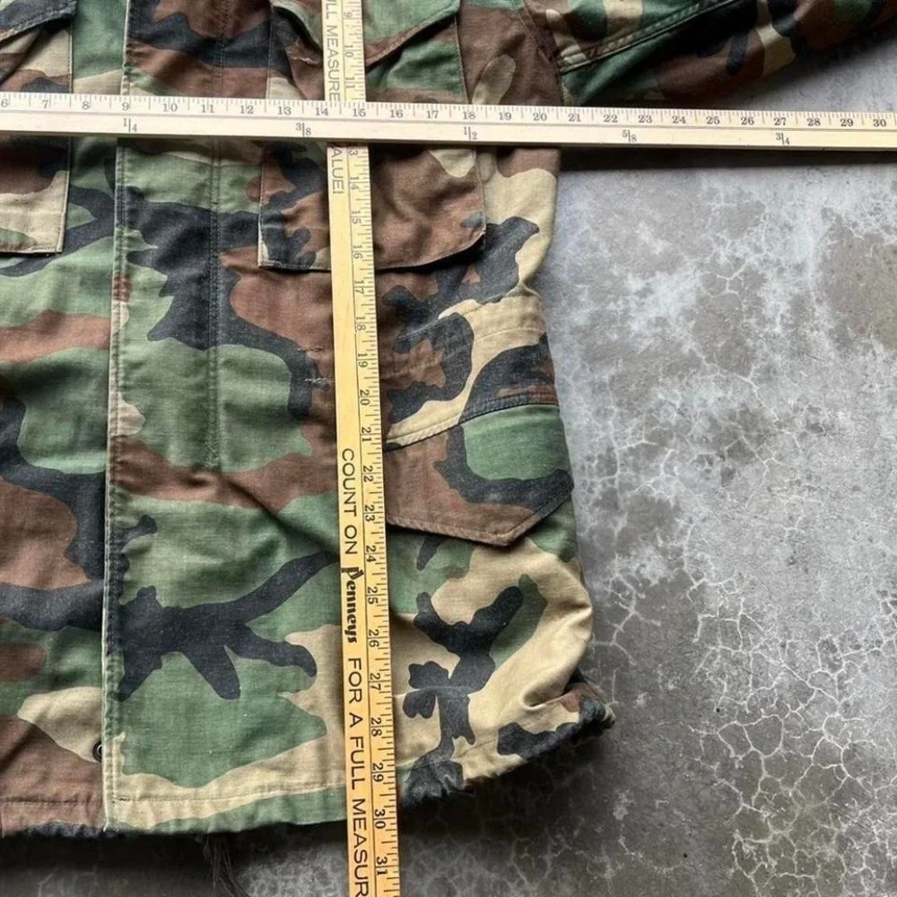 Vintage Military Jacket Men's Small M-65 Cold Weather Field jacket Woodland Camo